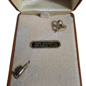Vintage Trubrite Genuine Diamond 14K Gold-filled Heart Hat Pin